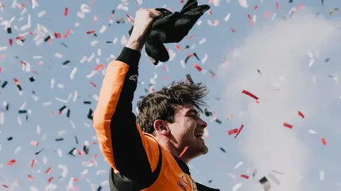 O'Ward descarta su lugar en Cadillac con divertida declaración: "puro humo, como lo de Alonso y Taylor"