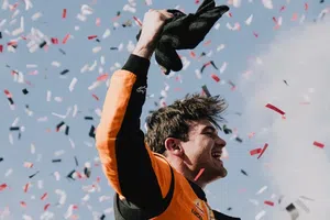 O'Ward descarta su lugar en Cadillac con divertida declaración: "puro humo, como lo de Alonso y Taylor"