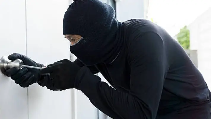 Asesoría legal gratuita en CDMX: qué hacer si invaden tu casa