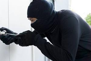 Asesoría legal gratuita en CDMX: qué hacer si invaden tu casa