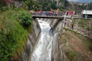 Retiran 700 toneladas de basura de la presa Los Cuartos en Naucalpan