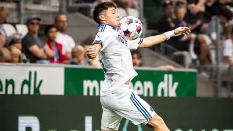 Rodrigo Huescas destaca en duelo de Champions League con el Copenhague