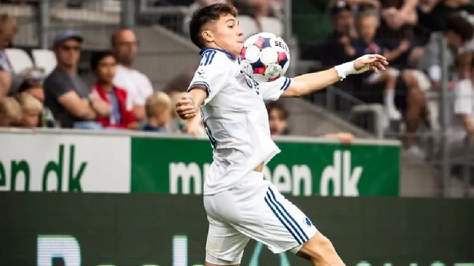 Rodrigo Huescas destaca en duelo de Champions League con el Copenhague