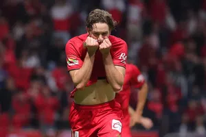 Antonio Mohamed "condiciona" salida de Marcel Ruiz a Europa