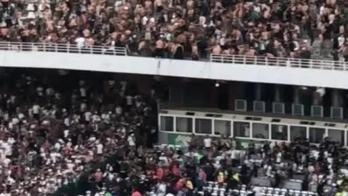 Tres muertos y 81 heridos tras colapso de tribuna en partido de futbol en Argelia