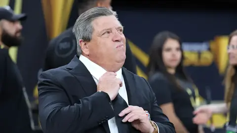 Miguel Herrera se queja del arbitraje ante México: "tarjetas por cualquier cosita"