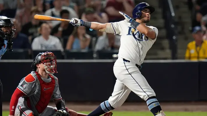 Jonathan Aranda conecta cuadrangular en victoria de Tampa Bay sobre Minnesota