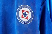 ¡Oficial! Cruz Azul presentó su nuevo jersey para el Apertura 2025