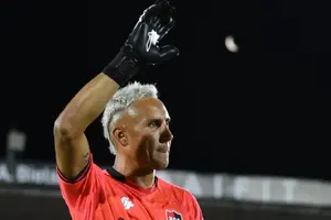 ¿Se acerca a Pumas? Keylor Navas no es convocado con Newell's