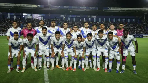 FMF anuncia sanción económica y veto a Celaya, tras pelea de seguridad con aficionados