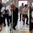 VIDEO: Critican a funcionarios del Metro CDMX por grabarse bailando para un TikTok