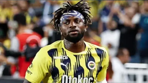 Dembélé confiesa que Saint-Maximin fue una inspiración: 'Un gran regateador'