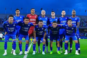 ¡Cheve y botana! Famosa tienda de conveniencia responde a burla sobre goleada al Cruz Azul