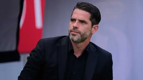 "¡Fuera Gago"! Afición de Chivas carga contra el nuevo DT de Necaxa