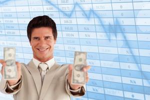 ¿Vas a cambiar dólares? El peso cierra bien este viernes 1 de agosto