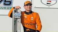 'Pato' O'Ward triunfa en Iowa en su carrera 100 en IndyCar