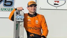 'Pato' O'Ward triunfa en Iowa en su carrera 100 en IndyCar