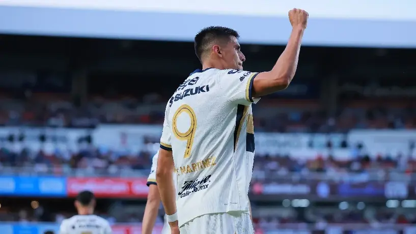 Memo Martínez terminó abucheado tras falla en el Pumas vs Necaxa