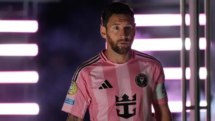 Lionel Messi protagoniza reencuentro emotivo con Luis Enrique y Dembélé