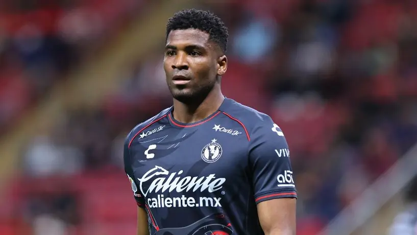 América negocia con Xolos por José Zúñiga