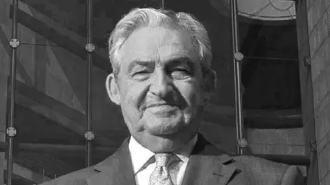Fallece Roberto Servitje, cofundador de Bimbo, el mismo día que anuncian millonaria inversión en México