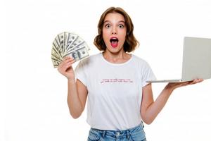 ¿Cambiarás dólares? El peso cierra por abajo de los 19 este viernes 19 de julio