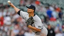 Bravos adquieren al lanzador venezolano Carlos Carrasco de los Yankees por dinero en efectivo