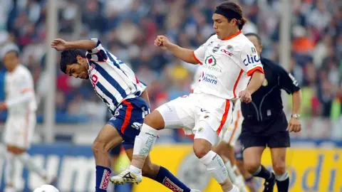 Exjugador recuerda lo complicado que era convivir con Salvador Cabañas