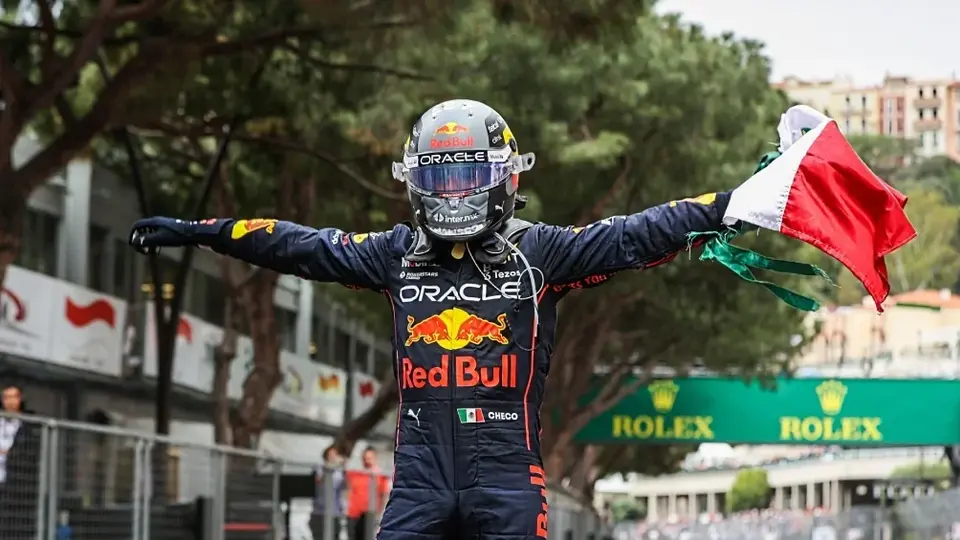 Checo Pérez no descarta regreso a Fórmula 1: "No he cerrado mi carrera"