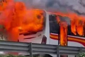 Motociclista muere tras choque e incendio en la autopista México-Querétaro