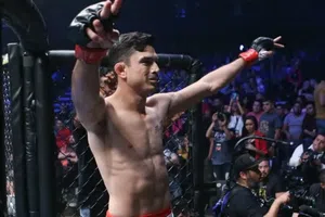 Alejandro “Gallito” Flores levanta la mano para Noche UFC: “Si la puerta no se abre, la tumbo”