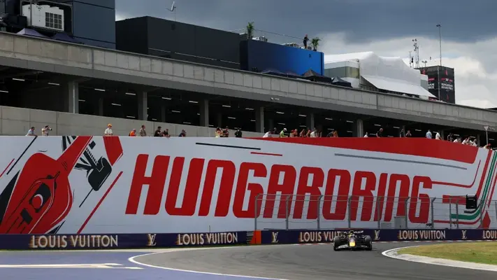 En escena digna de México, aficionados intentan meterse al Gran Premio de Hungría sin pagar