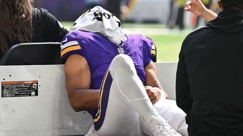 Róndale Moore, receptor de los Vikings se perderá toda la temporada