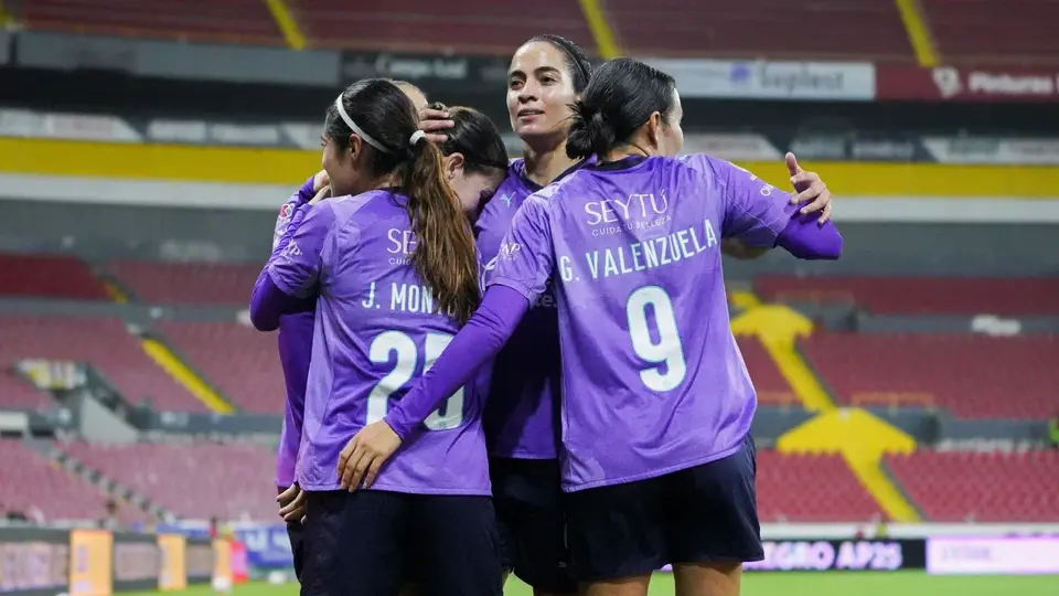 Chivas Femenil se lleva el Clásico Tapatío tras vencer al Atlas en el Estadio Jalisco