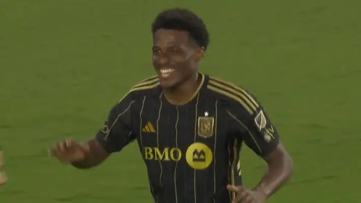 Javairo Dilrosun se estrena con LAFC en victoria ante Colorado