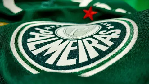 ¡Con todo y bombas! Atacan instalaciones de Palmeiras; esto sucedió