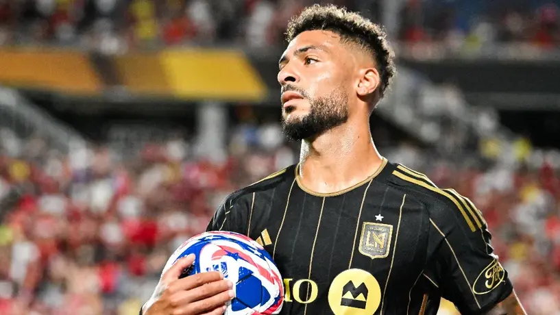 ¿Se viene Denis Bouanga al América? 'La liga mexicana atrae tanto como la brasileña'
