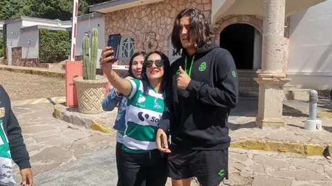 Aficionados de Santos Laguna protagonizan incidente en hotel de Zacatecas