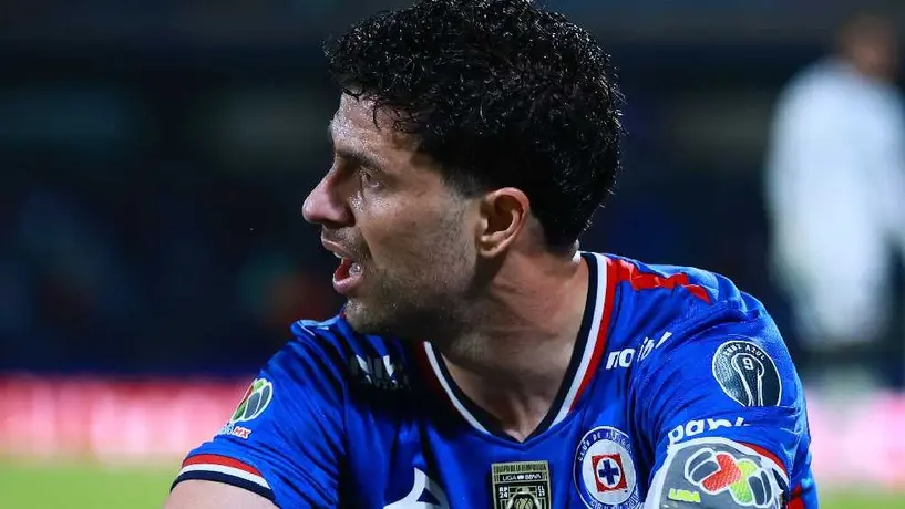 ¡Dura baja para Cruz Azul! Nacho Rivero no viajó a Guadalajara para jugar ante Atlas