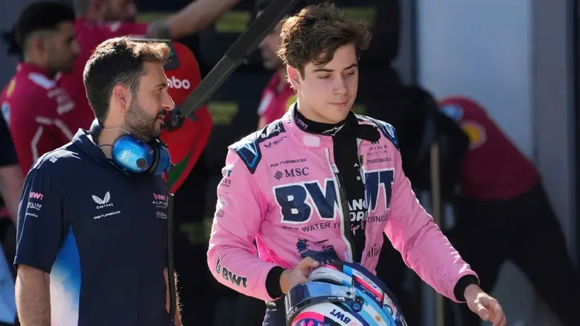 Franco Colapinto titubea en Alpine tras incidente en el GP de Silverstone