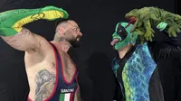 Mr Iguana y La Hiedra vencieron a Santino Marella y Lola Vice en Verano de Escándalo