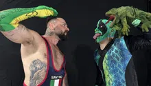 Mr Iguana y La Hiedra vencieron a Santino Marella y Lola Vice en Verano de Escándalo