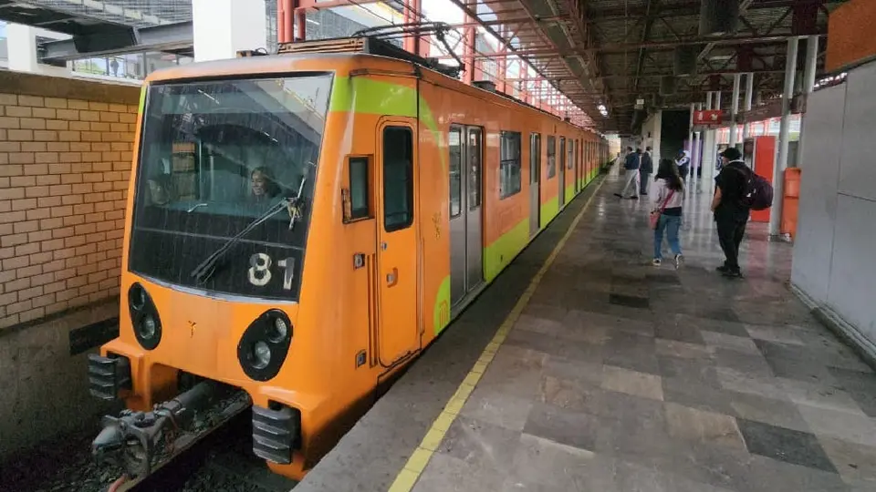 Metro CDMX restablece Línea A tras cerrar 12 horas por lluvias