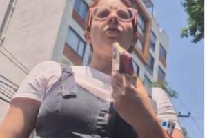 Surge Lady Despensa: Mujer argentina insulta a repartidor por tener cambio de a 500 pesos