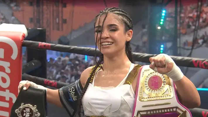 ¡Campeona mexicana! Alana Flores suma otra victoria en La Velada del Año