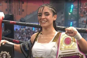 ¡Campeona mexicana! Alana Flores suma otra victoria en La Velada del Año