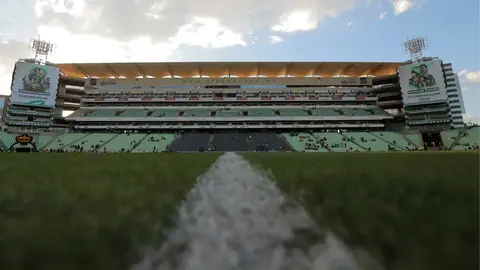 Concierto de Shakira obliga a Santos Laguna a retirar el césped del TSM