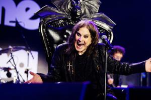 Ozzy Osbourne dice adiós junto a Black Sabbath sentado en el trono del ‘Príncipe de las Tinieblas’