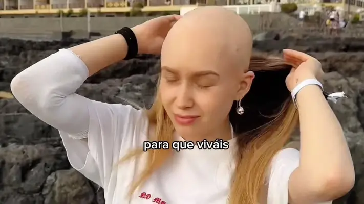 Natalia Jiménez aparece sin cabello tras lucha contra el cáncer: “Es mi última quimioterapia”