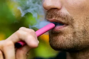 Adiós al vapeo: Congreso de CDMX prohíbe cigarrillos electrónicos